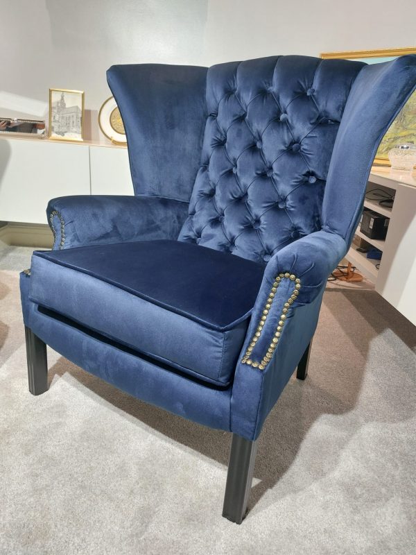 Antique Chesterfield Armchairs – Fully Restored, Elegant & Timeless - Image 2