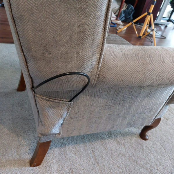 Vintage 1940s-1960s English Lounge Suite - Restored with Modern Comfort Features - Image 4